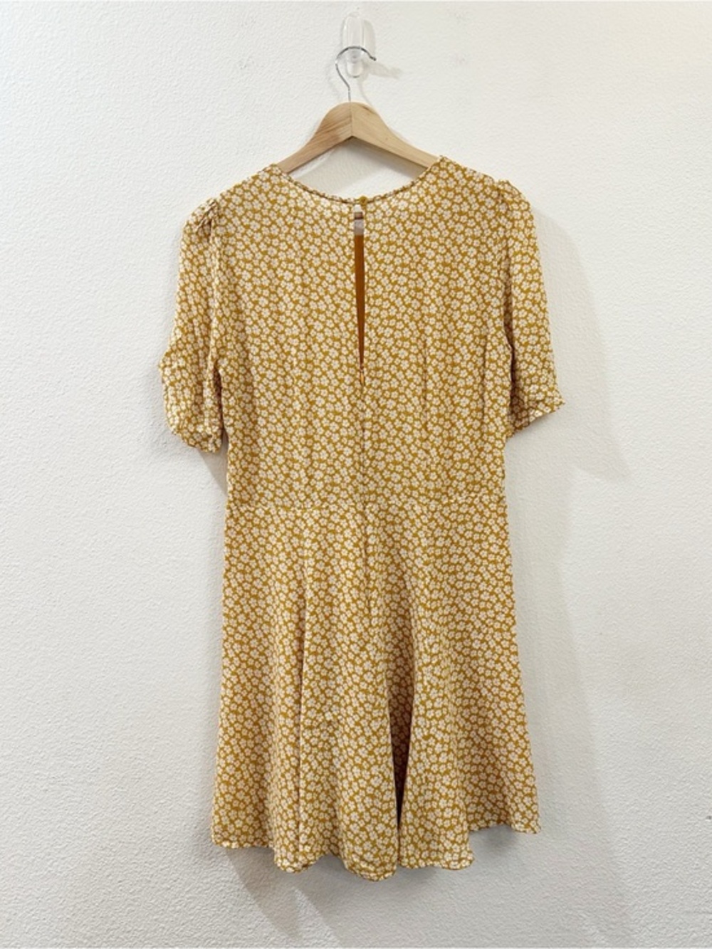 Reformation Gracie Short Sleeve Floral Print Crepe Mini Dress In Peru Yellow 12 - Picture 9 of 15